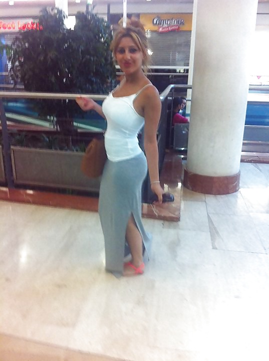 femme arabe nue gratuit